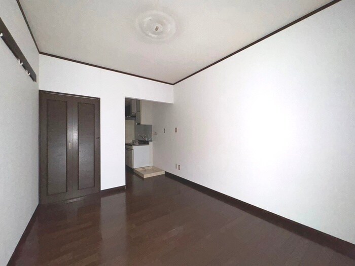 物件内観写真16　(居室)