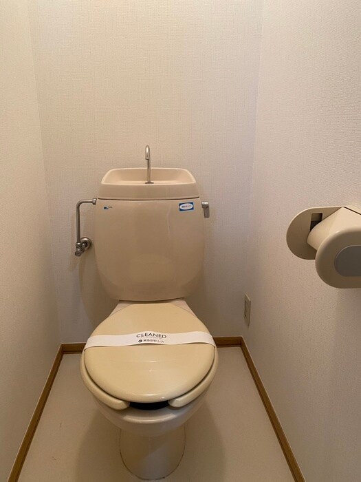 物件内観写真11　(トイレ)