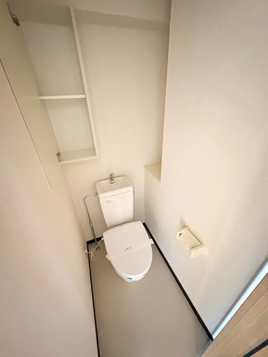 物件内観写真15　(トイレ)