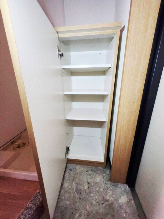 物件内観写真15　(靴箱)