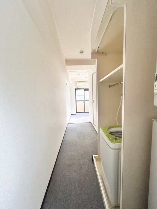 物件内観写真15　(廊下)