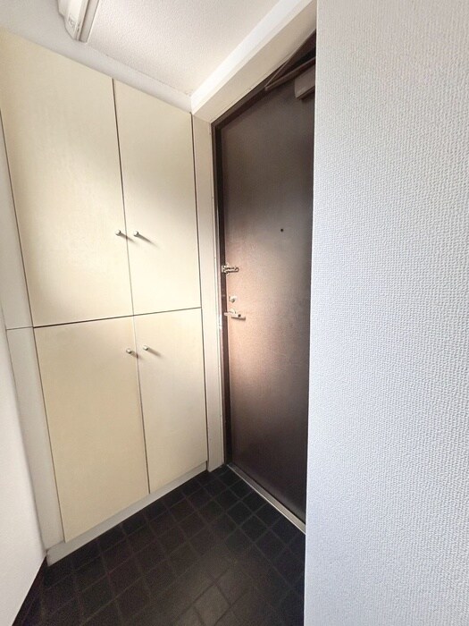 物件内観写真19　(玄関)