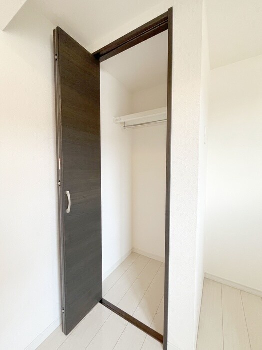 物件内観写真16　(収納)