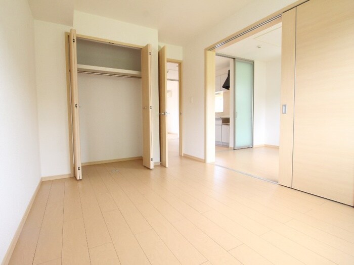 物件内観写真11　(居室)