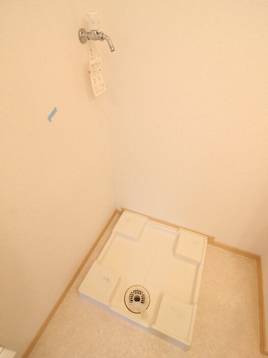 物件内観写真20　(洗濯機置場)