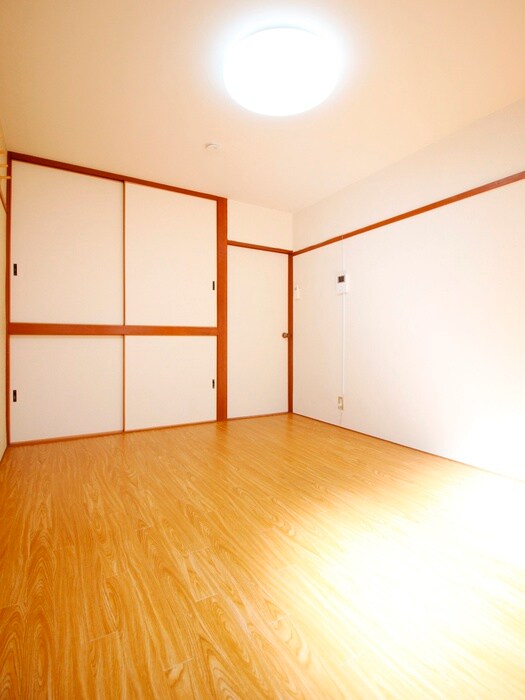 物件内観写真17　(居室)
