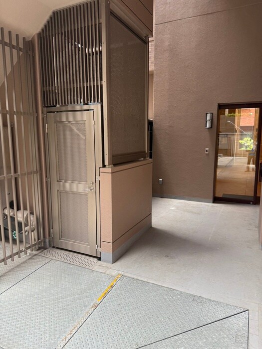 ﾅｲｽ・ｴｽ・ｱﾘｰﾅ川崎駅前通（401）のその他