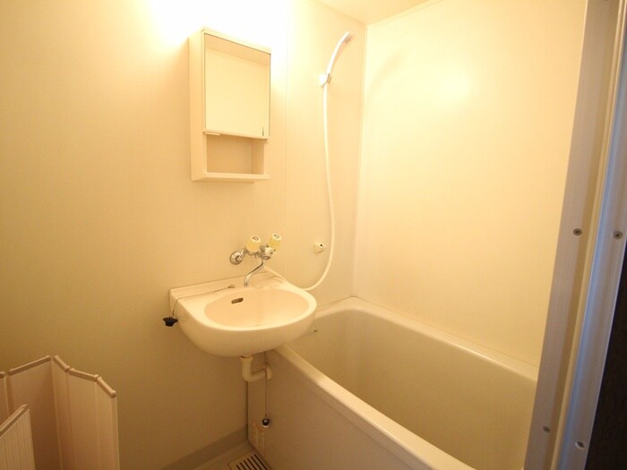 物件内観写真13　(バス／シャワールーム等)