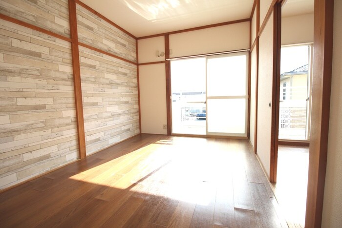 物件内観写真8　(居室)