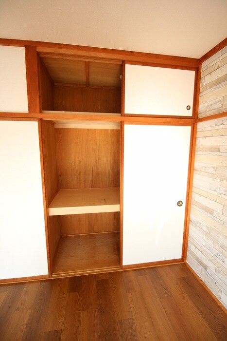 物件内観写真15　(収納)