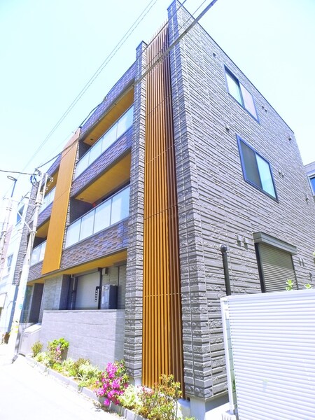 ディアコート西新井外観写真