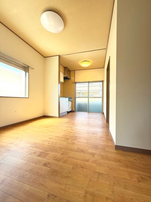 物件内観写真9　(廊下)