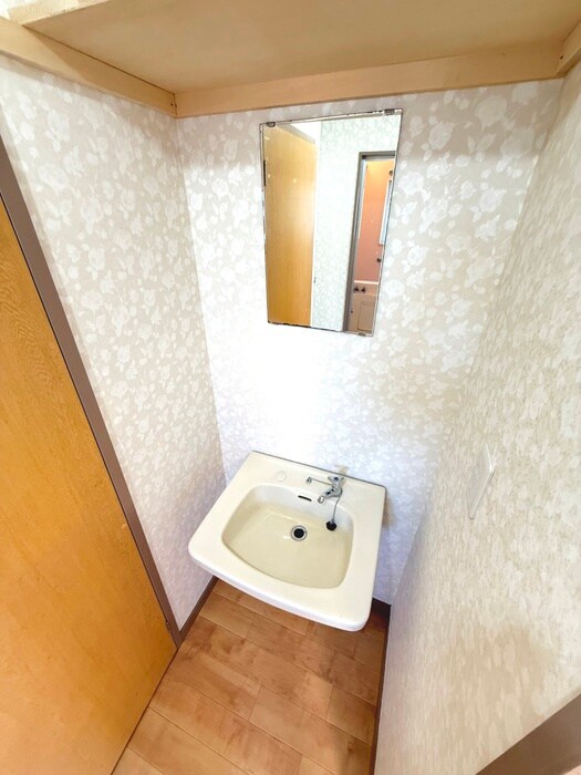 物件内観写真13　(洗面)