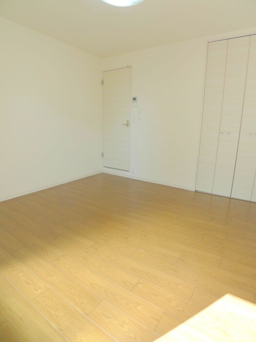 物件内観写真6　(居室)