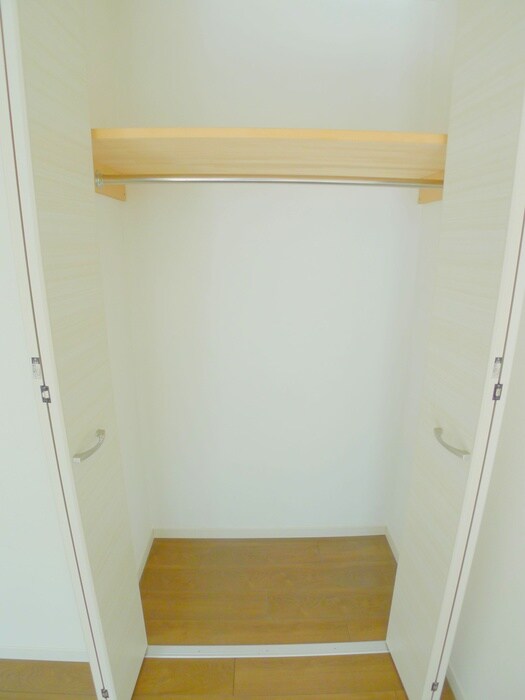 物件内観写真7　(収納)