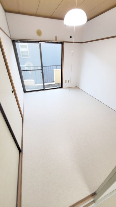 物件内観写真9　(居室)
