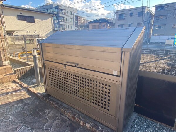 バイク置き場