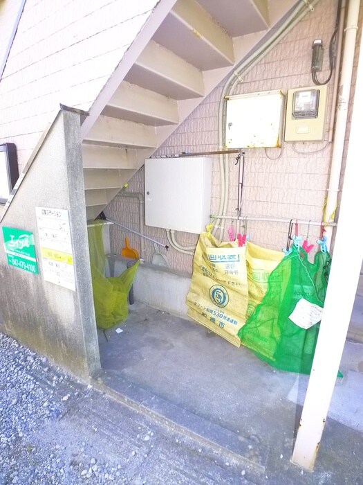 物件外観写真4　(建物設備)