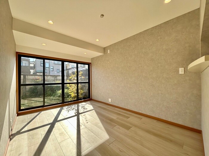 物件内観写真5　(居室)