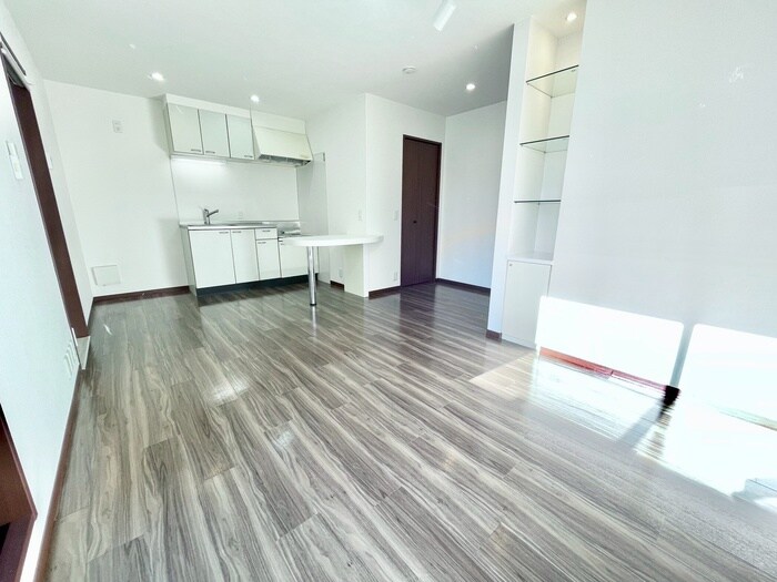 物件内観写真8　(居室)