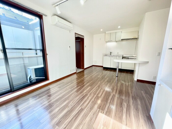 物件内観写真9　(居室)