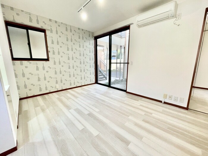 物件内観写真9　(居室)