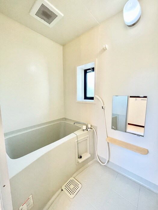 物件内観写真11　(バス／シャワールーム等)