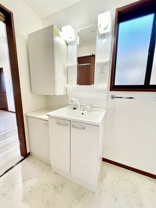 物件内観写真13　(洗面)