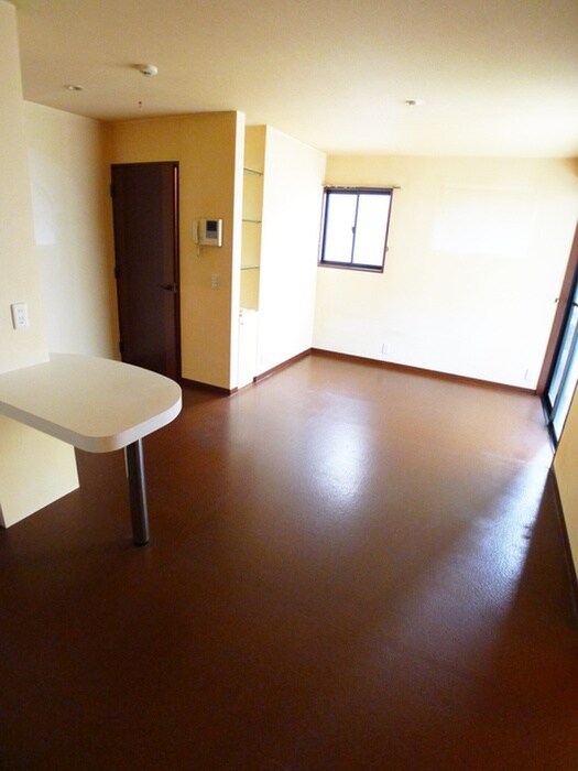 物件内観写真17　(室内からの展望)