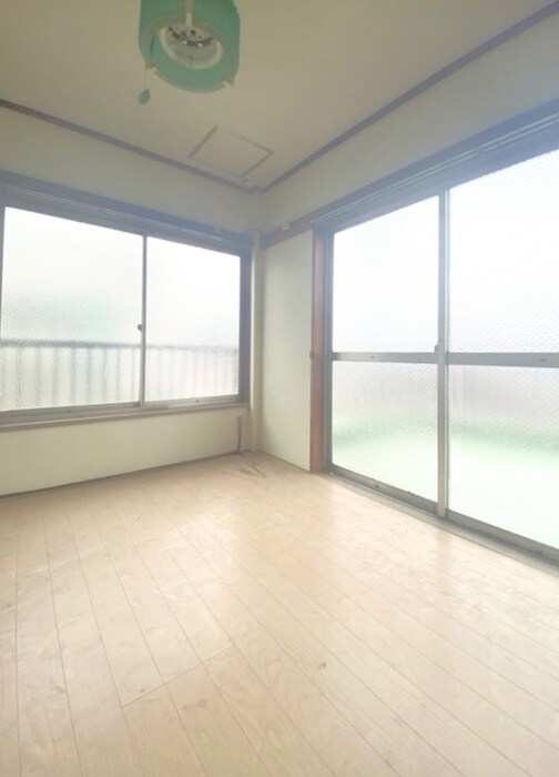 物件内観写真10　(居室)