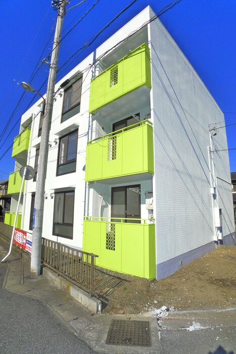 物件外観写真1　(外観写真)