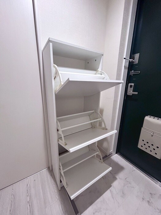 物件内観写真18　(靴箱)