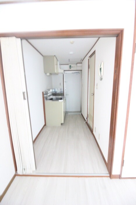 物件内観写真18　(廊下)