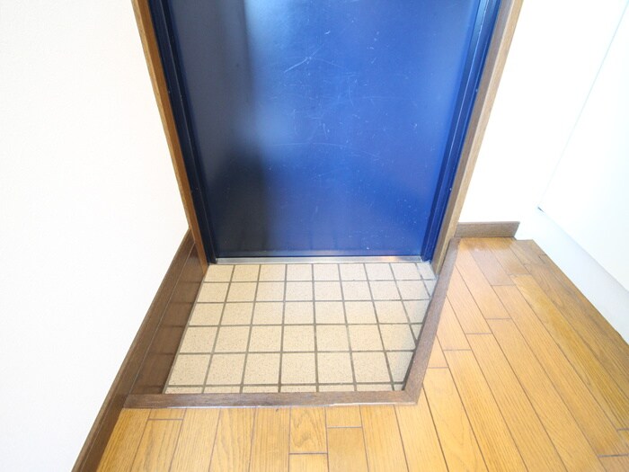 物件内観写真21　(玄関)