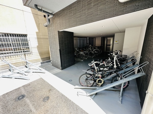 駐輪場