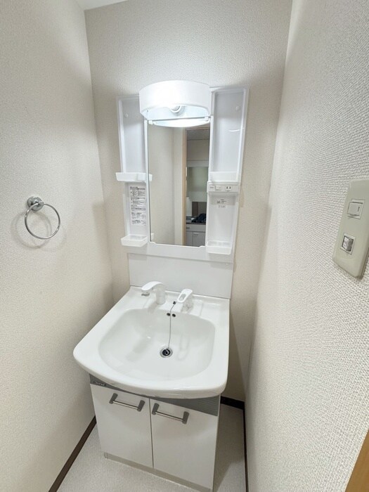 物件内観写真13　(洗面)