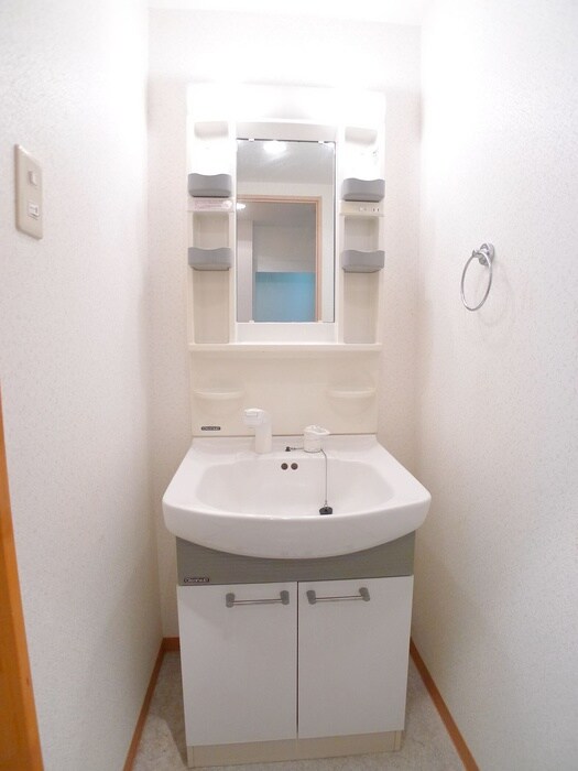 物件内観写真13　(洗面)