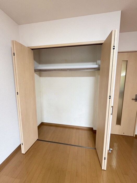 物件内観写真15　(収納)