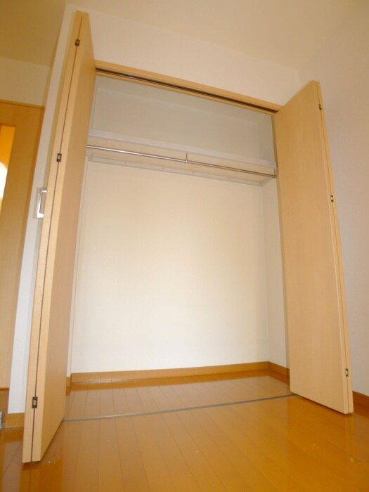 物件内観写真15　(収納)