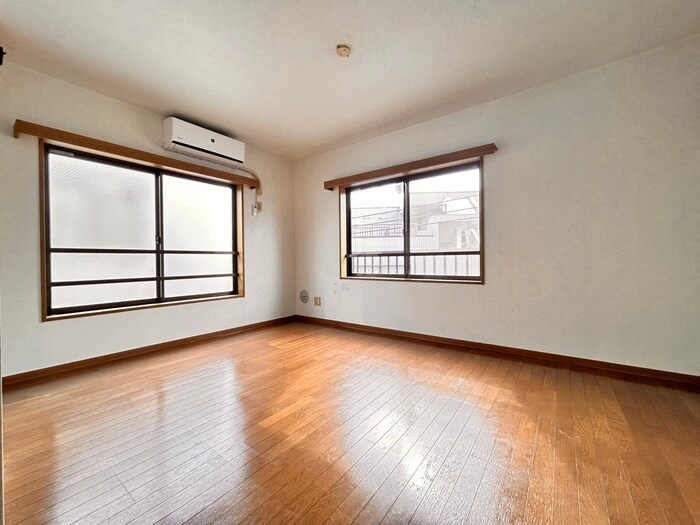 物件内観写真7　(居室)