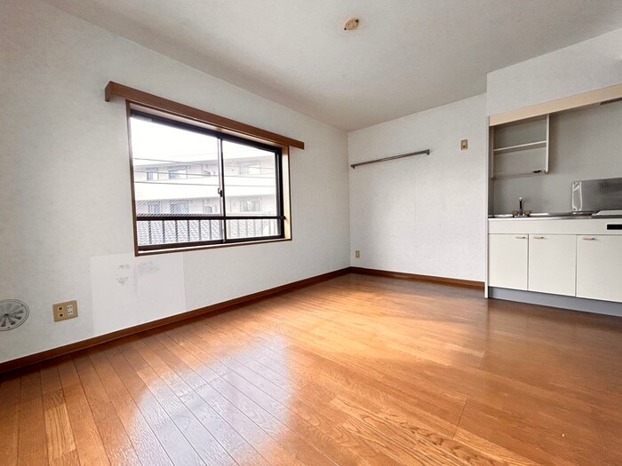 物件内観写真8　(居室)