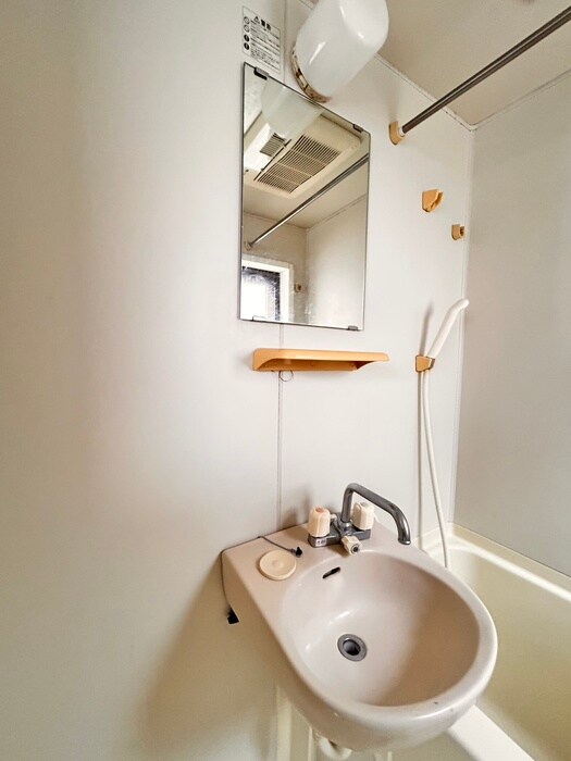 物件内観写真15　(洗面)