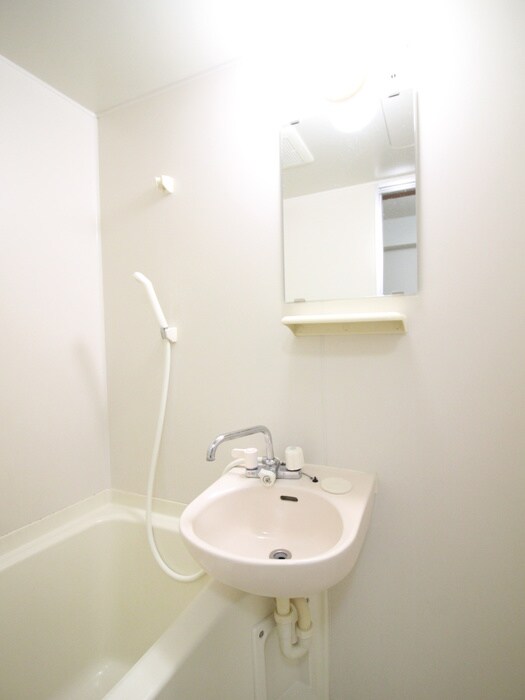 物件内観写真13　(洗面)