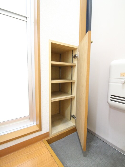 物件内観写真16　(靴箱)