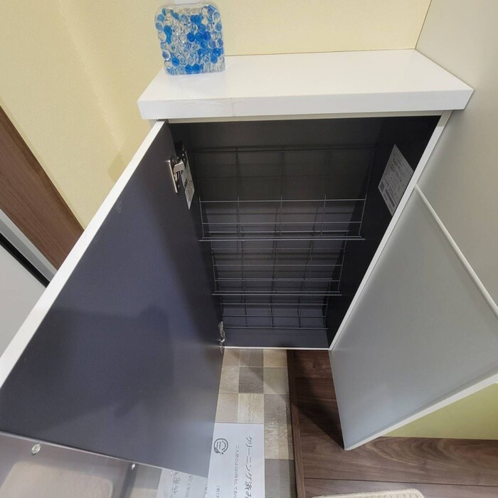 物件内観写真18　(収納)