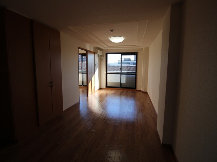 物件内観写真11　(居室)