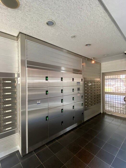 物件外観写真6　(建物設備)