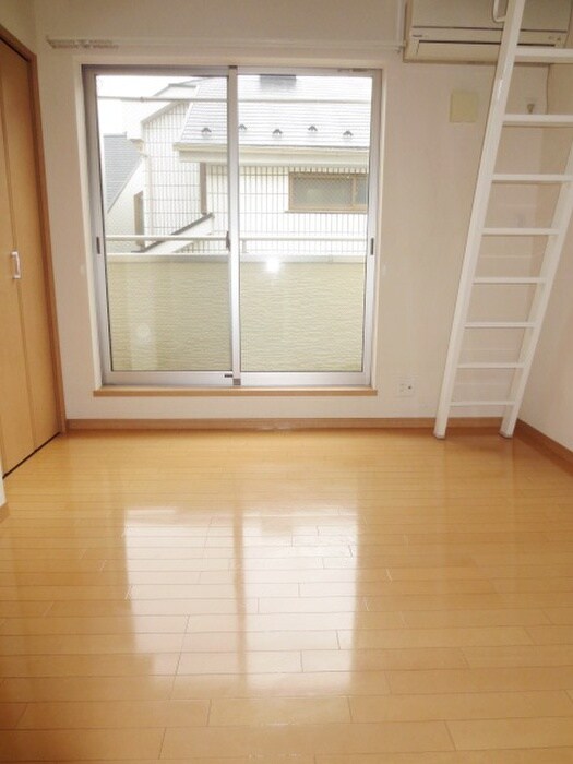 物件内観写真5　(居室)