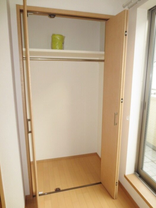 物件内観写真7　(収納)