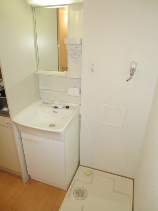 物件内観写真11　(洗面)